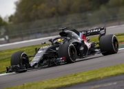 开云平台-索伯车队力克威廉姆斯，皮亚斯特里统治全场的简单介绍