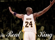 开云体育入口-卡瓦哈尔刷新纪录之夜，希腊铁骑碾压里昂书写欧冠新章