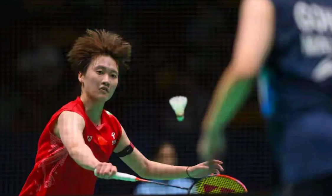 印尼羽毛球队轻取英格兰羽毛球队,辛杜统治全场的简单介绍 印尼羽毛球队轻取英格兰羽毛球队,辛杜统治全场的简单介绍