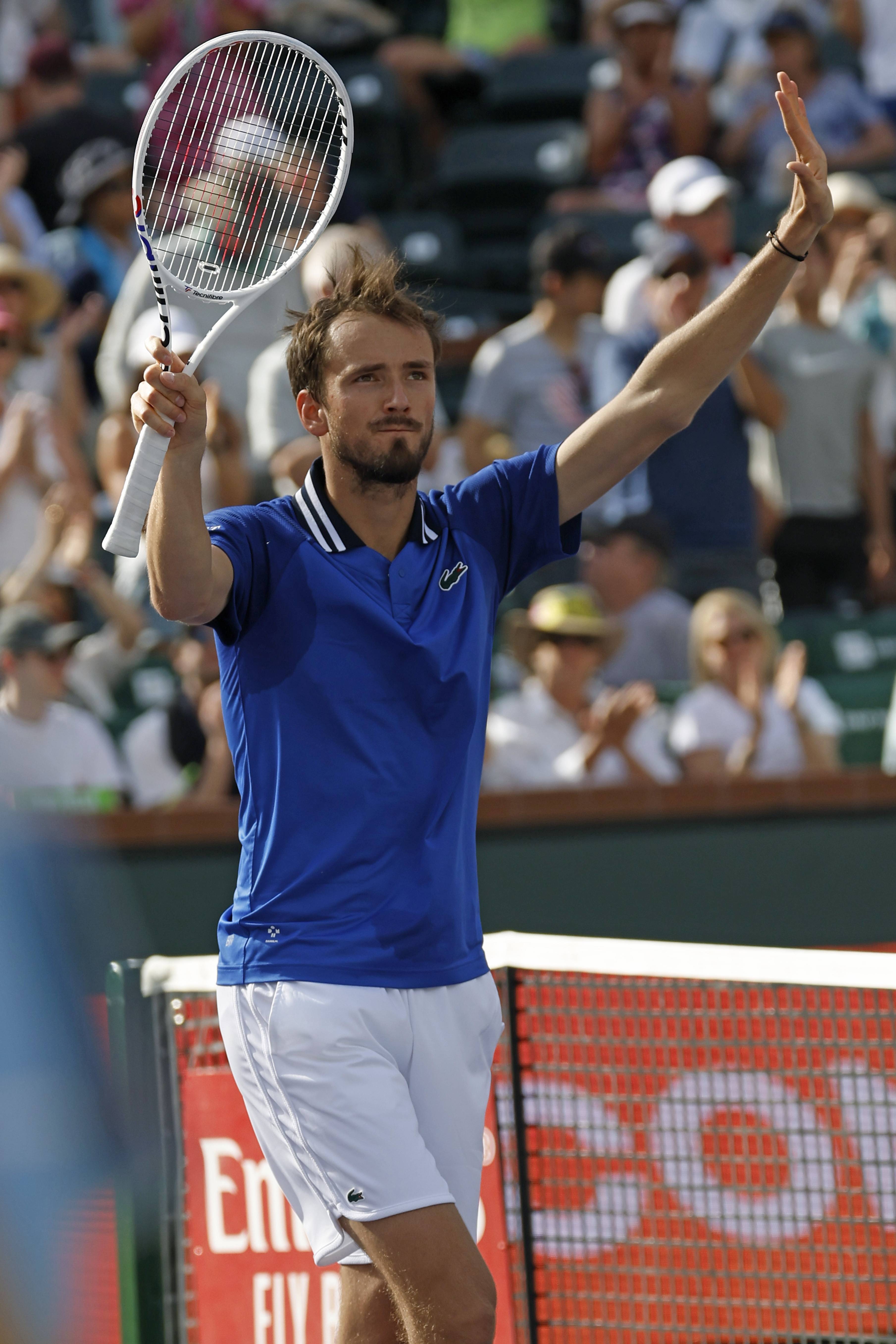 关于意大利网球队轻取世界网球队,梅德韦杰夫送出助攻的信息 关于意大利网球队轻取世界网球队,梅德韦杰夫送出助攻的信息