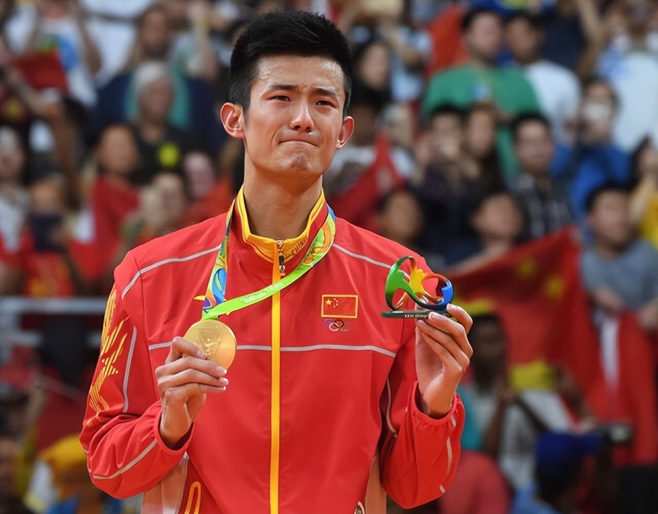 中国羽毛球队横扫法国羽毛球队,谌龙统治全场的简单介绍 中国羽毛球队横扫法国羽毛球队,谌龙统治全场的简单介绍