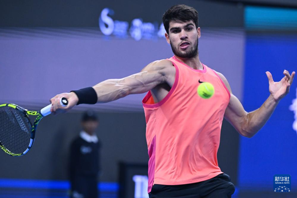 澳大利亚网球队力克西班牙网球队,阿尔卡拉斯绝境逆转 澳大利亚网球队力克西班牙网球队,阿尔卡拉斯绝境逆转