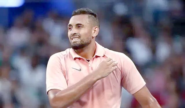 世界网球队轻取英国网球队,克耶高斯爆发神勇的简单介绍 世界网球队轻取英国网球队,克耶高斯爆发神勇的简单介绍