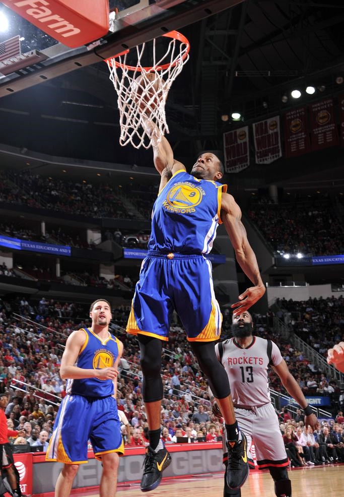 尼姆遭遇惨败,难以扭转颓势 尼姆遭遇惨败,难以扭转颓势