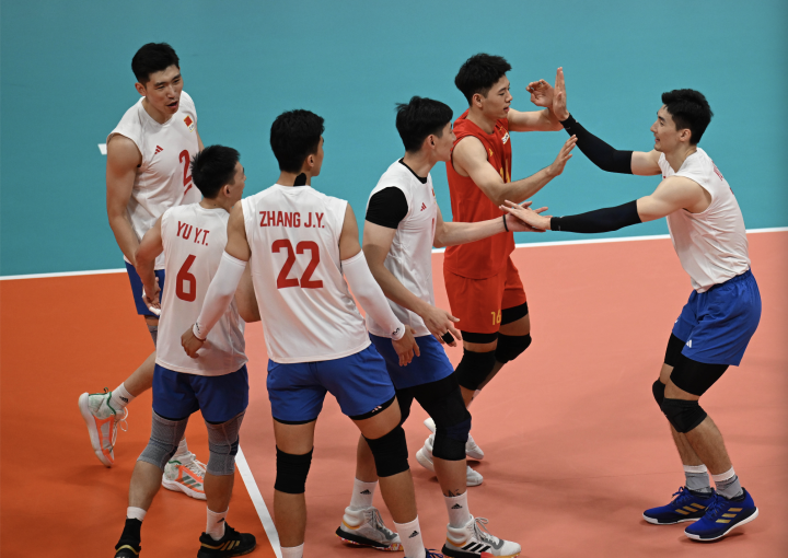 泽西队客场大捷,小组第二晋级 泽西队客场大捷,小组第二晋级