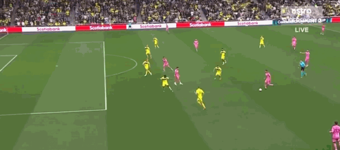 关于足球赛场上一场惊心动魄的比赛的信息 关于足球赛场上一场惊心动魄的比赛的信息