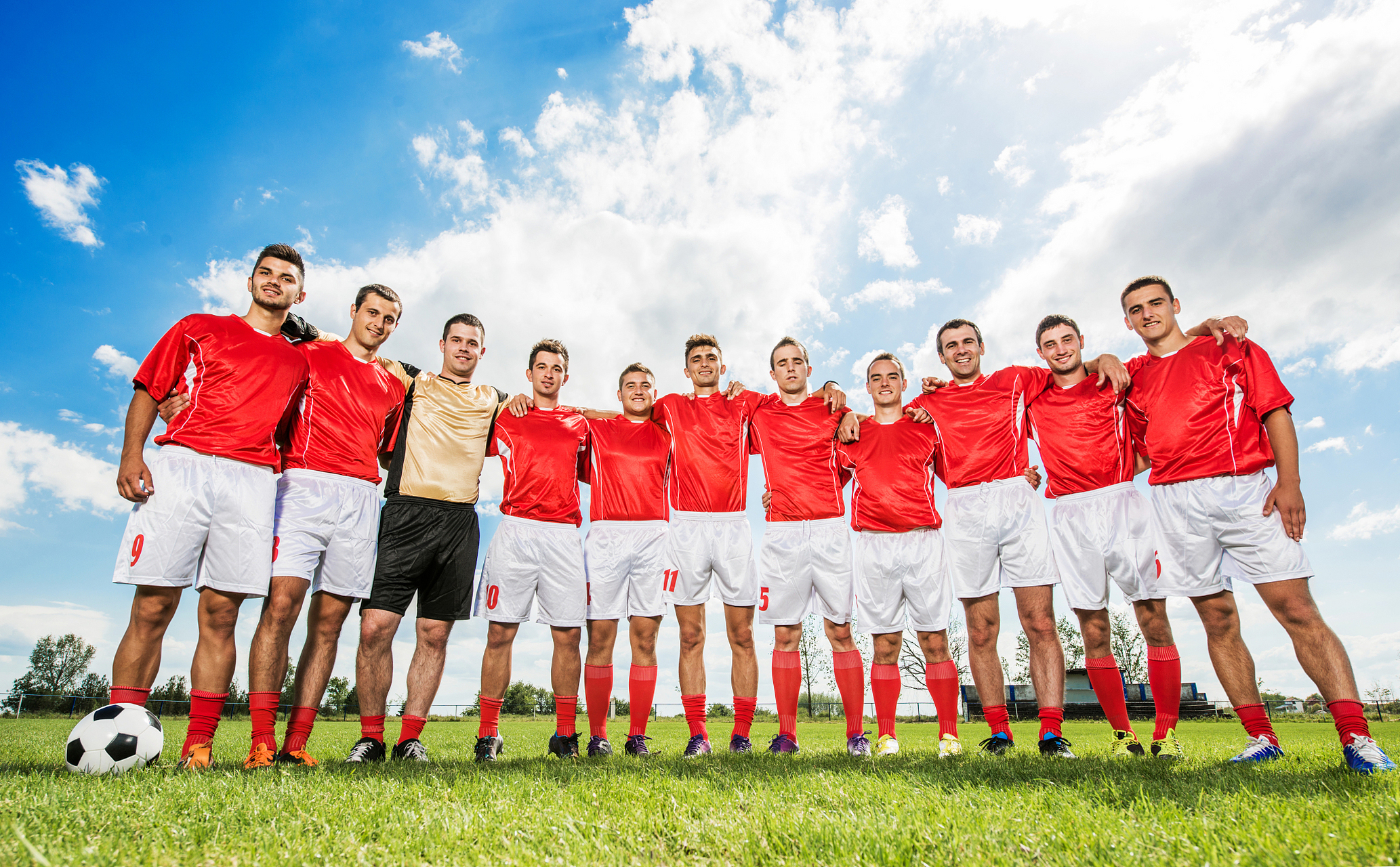 关于欧洲国际足球比赛中的精湛技艺的信息