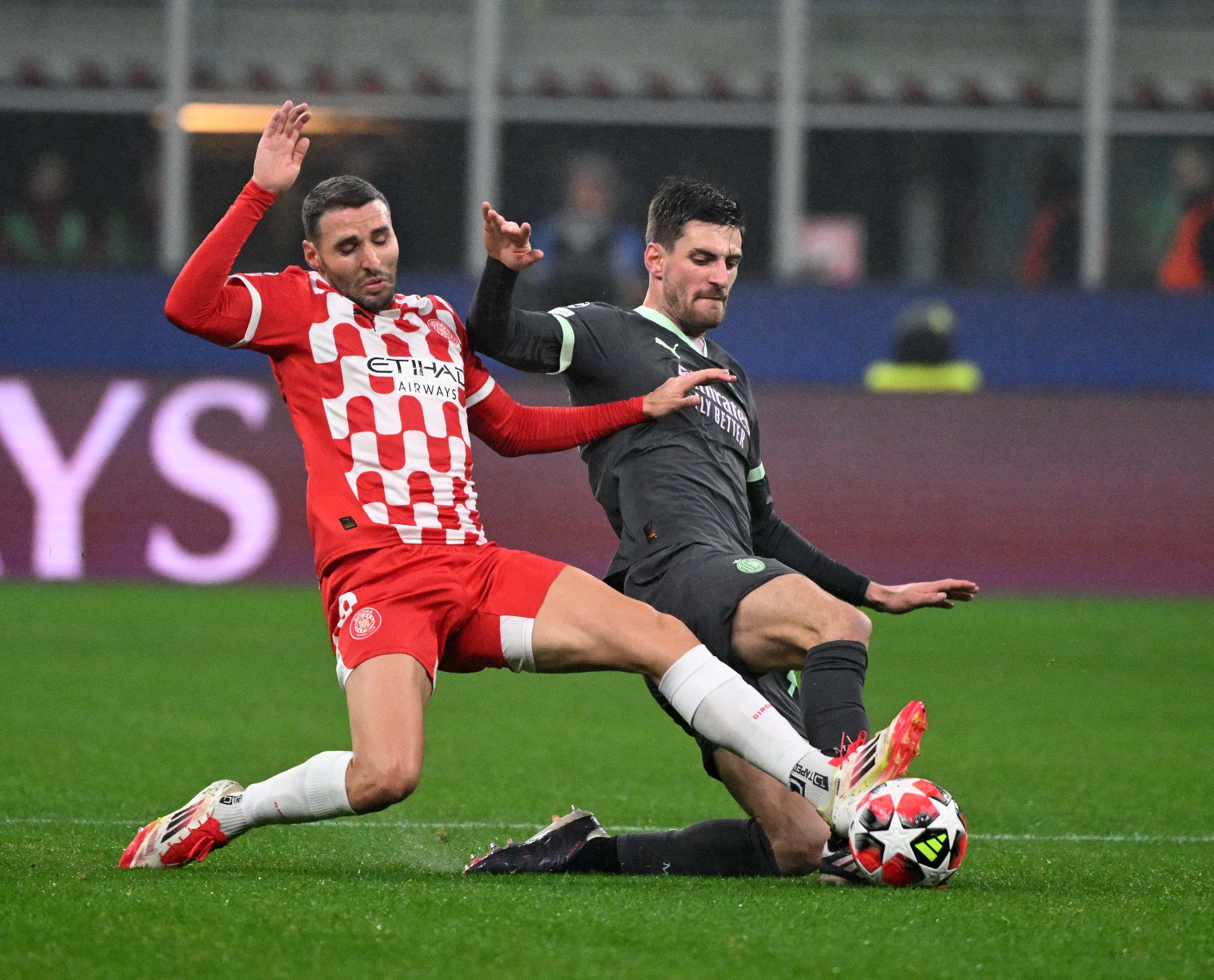 AC米兰客场大胜,重返欧冠名额的简单介绍 AC米兰客场大胜,重返欧冠名额的简单介绍