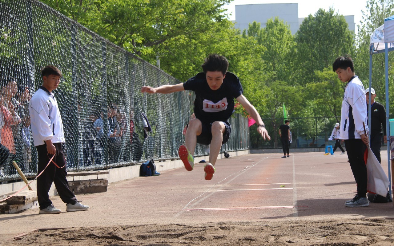 魔术神奇逆转取胜，不畏强敌斗志迸发的简单介绍