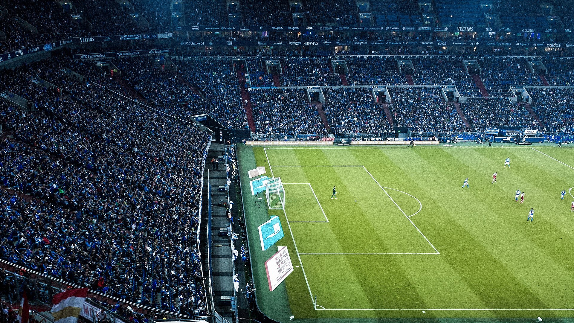 意甲焦点战与篮网淘汰赛，体育之夜的激情碰撞